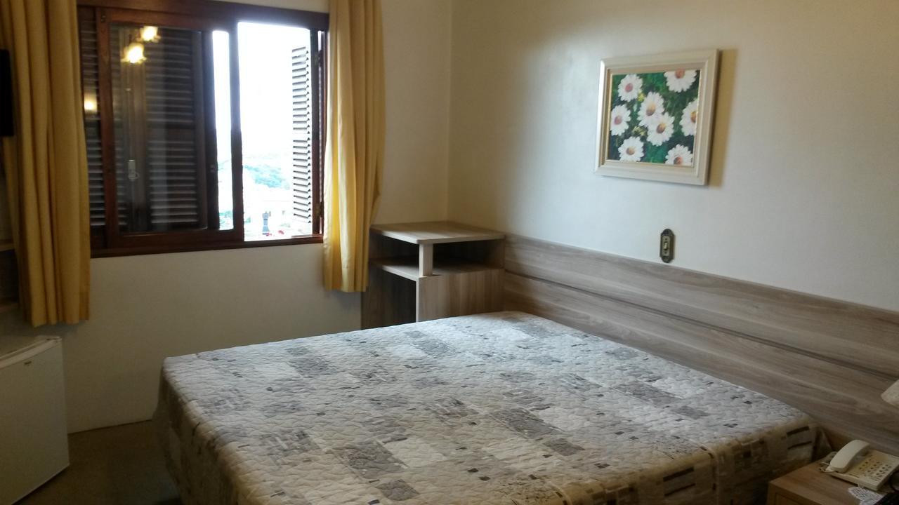 Hotel San Carlos Carlos Barbosa Εξωτερικό φωτογραφία